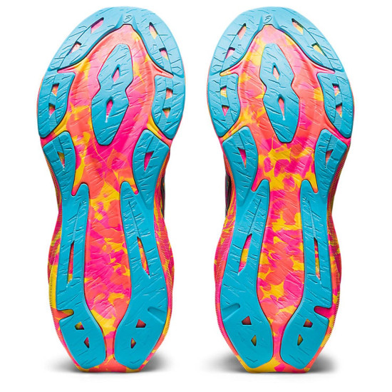 Asics Novablast 3 Color Injection